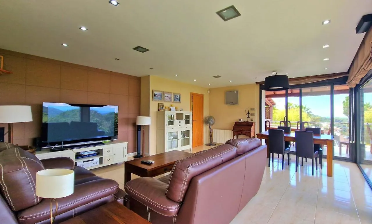 Villa Villaenmar 滨海略雷特